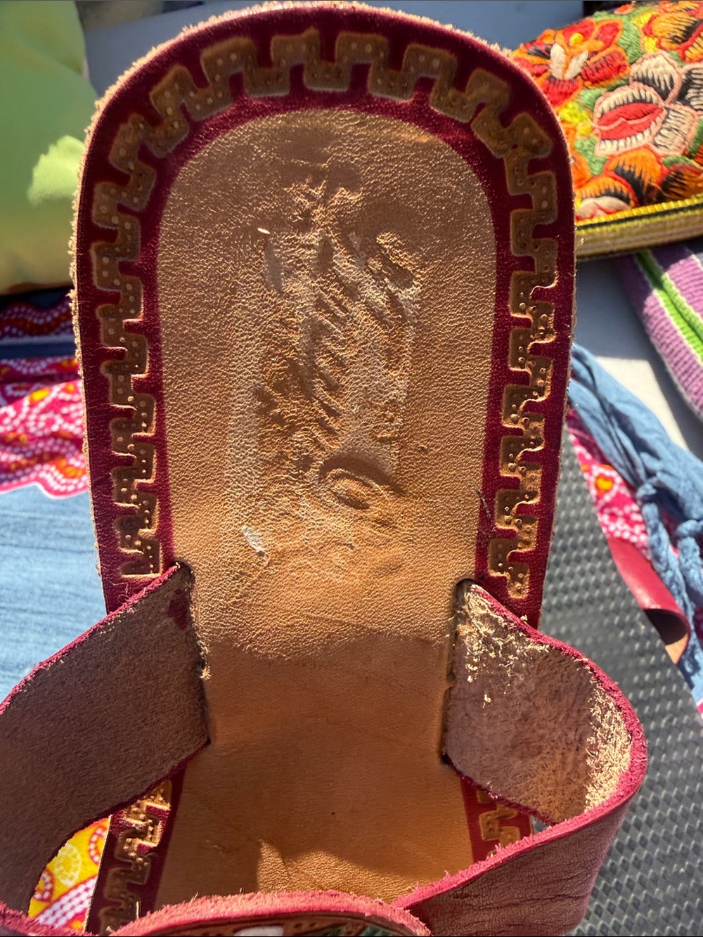 Anay Pe Mexico New leather Handcrafted Burgundy Leather Beaded Thong Sandals 8 - Picture 11 of 14